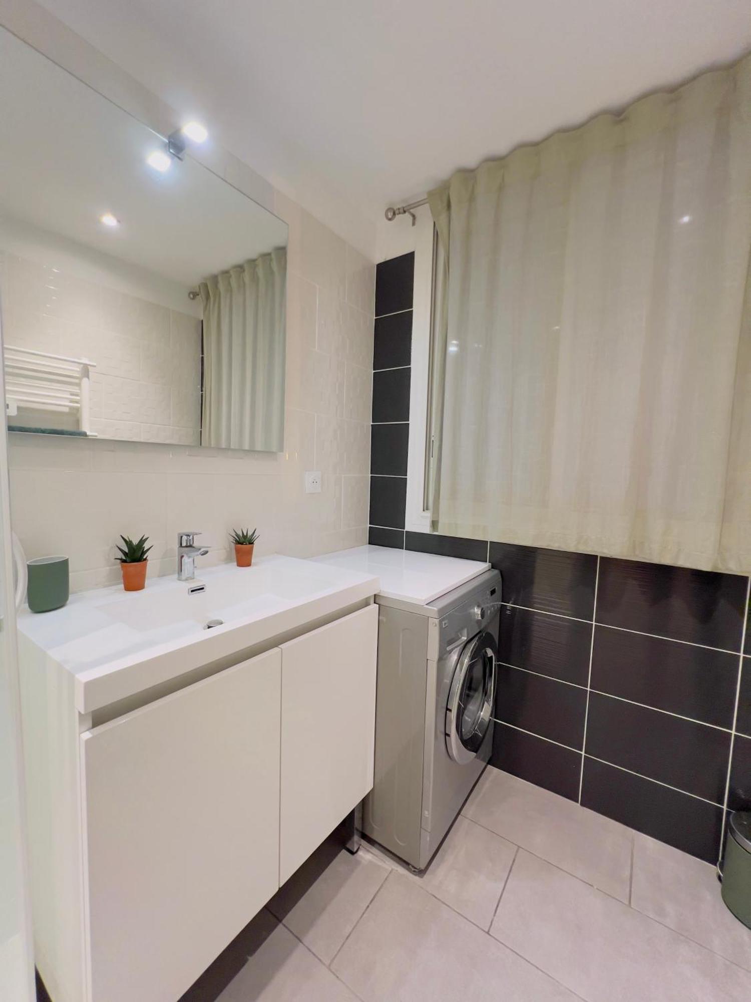 Superbe T3 Sejour Marseille Clim 2 Balcons Timone Leilighet Eksteriør bilde